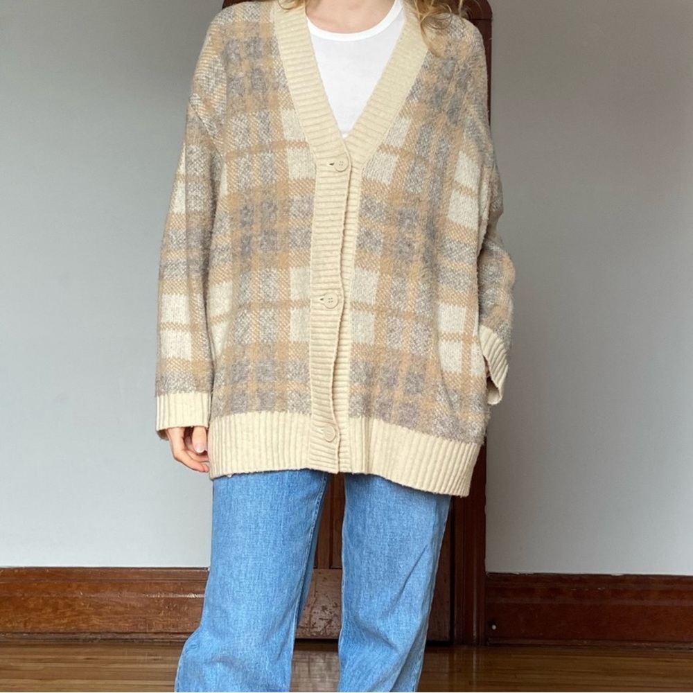 Oak and Fort Plaid Cardigan